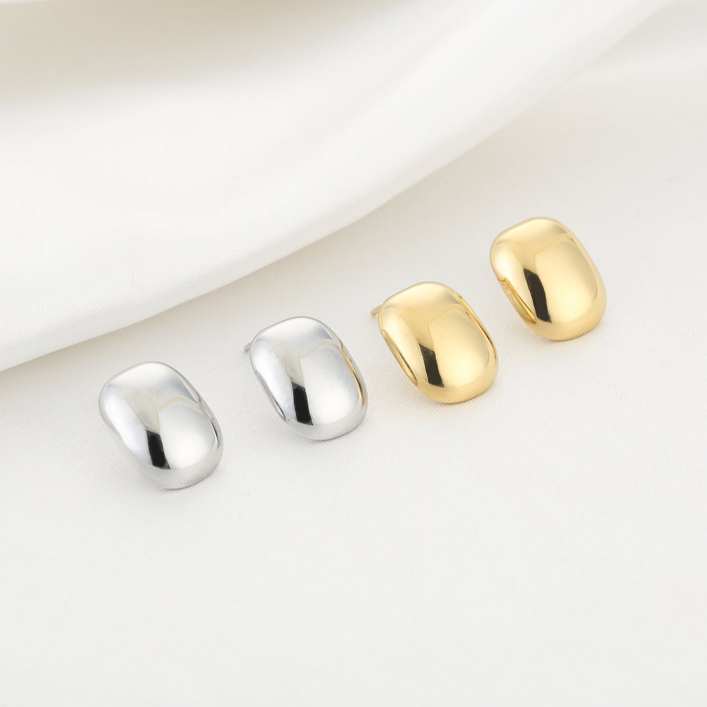 Oorbel Classic light