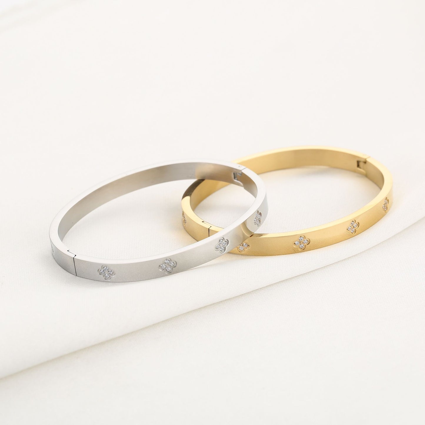 Armband Crystal klavertjes